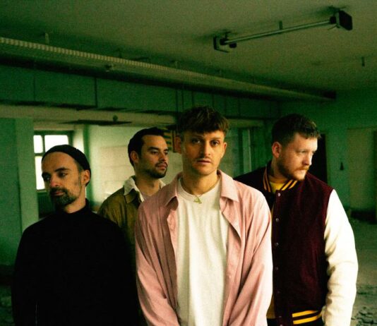 Interview mit KAFVKA zum neuen Album „Kaputt“ KAFVKA (Photo by Thomas Tiefseetaucher)