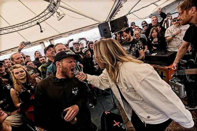 Überyou at Booze Cruise Festival, MS Tonne, Hamburg // by xhighfivesx Tobias Luger