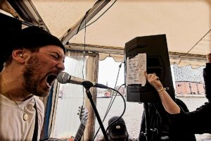 Überyou at Booze Cruise Festival, MS Tonne, Hamburg // by xhighfivesx Tobias Luger