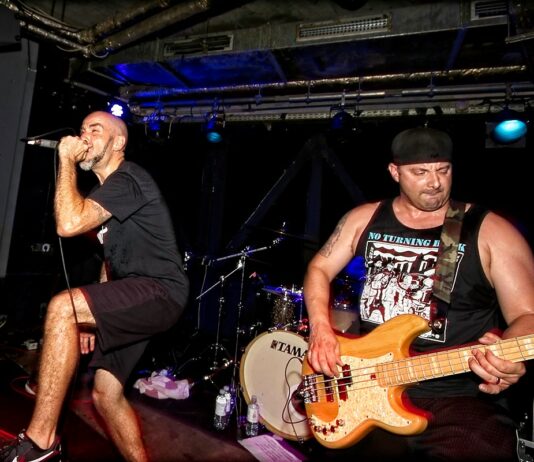 Shutdown at Hafenklang, Hamburg // by xhighfivesx Tobias Luger