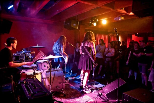 Slow Kiss at Molotow Skybar, Hamburg // by xhighfivesx Tobias Luger