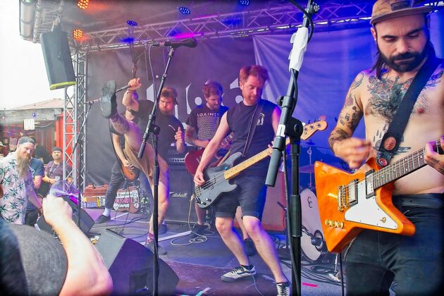 Überyou at Molotow Backyard, Hamburg // by xhighfivesx Tobias Luger