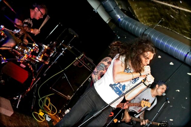 School Drugs at Hafenklang, Hamburg // by xhighfivesx Tobias Luger
