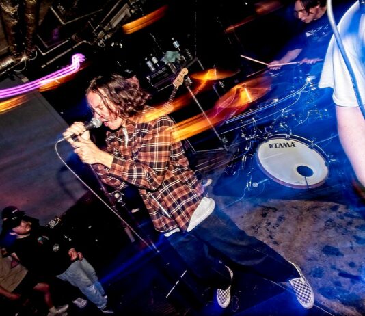 One Step Closer at Hafenklang, Hamburg // by xhighfivesx Tobias Luger