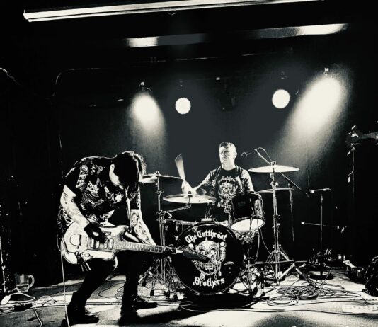 CUTTHROAT BROTHERS im April auf Tour