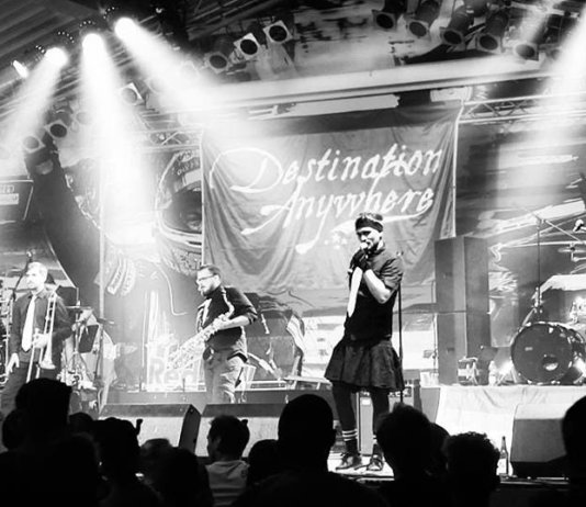 DESTINATION ANYWHERE im Herbst auf Abschiedstour