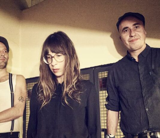 Rock am Kuhteich Festival 2026: 3 Tage, 24 Bands, 2 Bühnen Acht Eimer Hühnerherzen (Photo by Mike Auerbach)