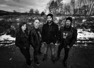 Below The Frost - Pressebild