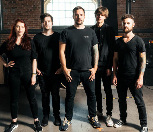 Neue BLAUFUCHS Single „Scheitern“ feat. COSMO THUNDER! Blaufuchs (Photo by Herr Rodemann, 2021)