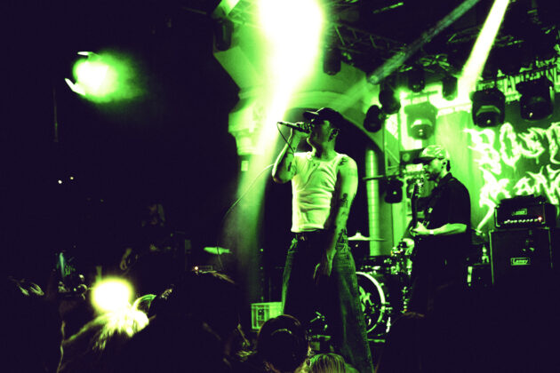 Boston Manor (Photo by _lockenjunge)