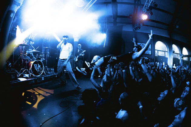 Boston Manor (Photo by _lockenjunge)
