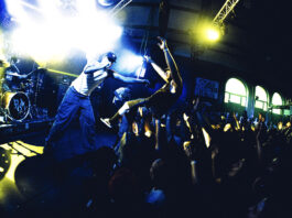Boston Manor (Photo by _lockenjunge)
