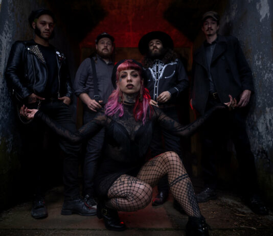 BRIDGE CITY SINNERS mit neuer Single „Rock Bottom“