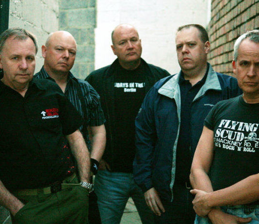 COCK SPARRER veröffentlichen neue Single „Take It On The Chin“ Cock Sparrer - Forever 2017