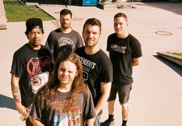Cruel Hand (Photo by Gina Bullwinkel @aliceduracell) 2 Photo by Gina Bullwinkel / Instagram @aliceduracell
