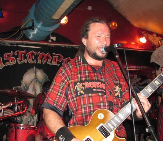 DISTEMPER kommen im März auf Tour