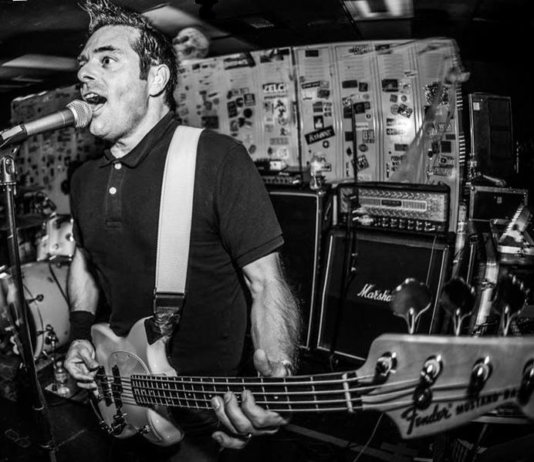 Doug Carrion von Field Day (Photo by Josh Coffman, zur Verfügung gestellt von UWW Records)
