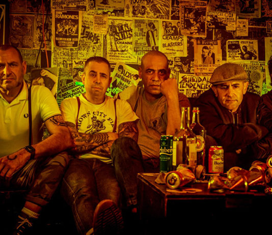 DOUG & THE SLUGZ kündigen neues Album „Boots, Braces & A Bad Attitude“ an Doug & The Slugz