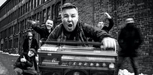 Dropkick Murphys (Photo by Ken Susi)