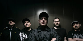 Earth Crisis (Bild zur Verfügung gestellt von MAD Tourbooking)