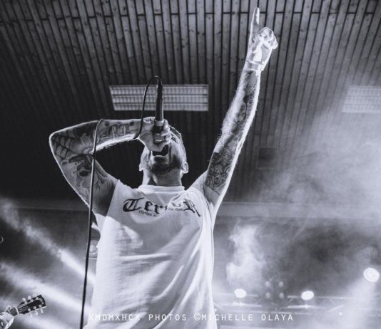 Empowerment (Photo by Michelle Olaya of xmdmxhcx photos)