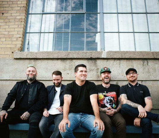 ALEXISONFIRE veröffentlichen Teaser zur neue Single „Familiar Drugs“