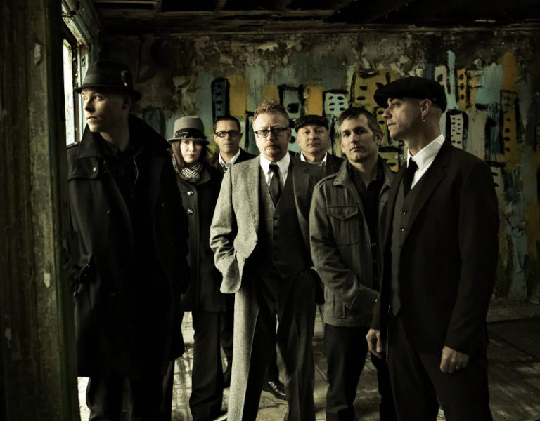 FLOGGING MOLLY streamen neuen Song „Going Home“ FLOGGING MOLLY streamen neuen Song „Going Home“