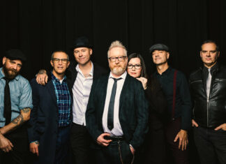 Flogging Molly (Photo by Katie Hovland)