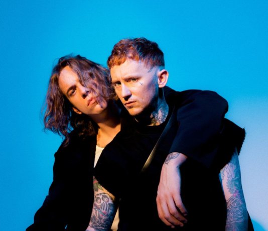 Frank Carter & The Rattlesnakes: Neues Album „The End Of Suffering“ im Mai Frank Carter & The Rattlesnakes - Pressebild