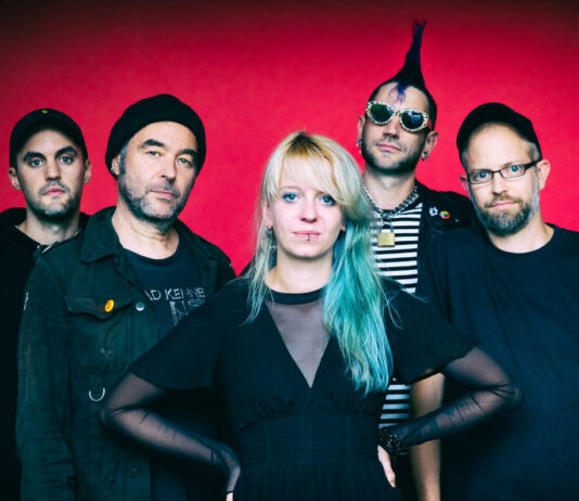 Fucking Angry (Pressebild, 2023)