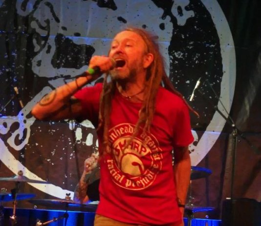Great Collapse, Tides und Shoreline am 3. Februar 2018 in der Stummschen Reithalle