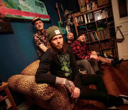 BITTTER: Hamburger Hardcore-Punks feiern Videopremiere zu „Shower Days“