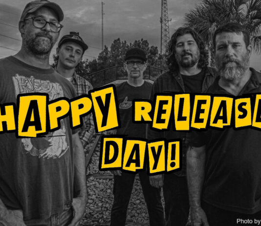 Hot Water Music (Photo by Dave Decker)