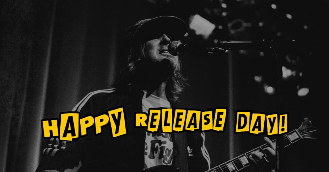 Happy Release Day - Quicksand (Photo by Jule Haider) Quicksand (Photo by Jule Haider)