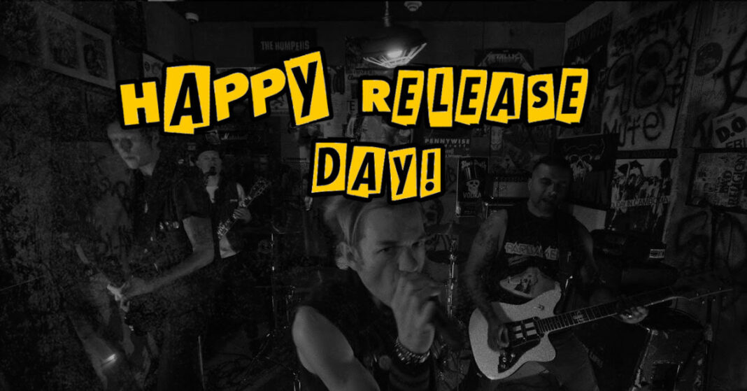 Sum 41 - Waiting On A Twist Of Fate (Video-Thumbnail)