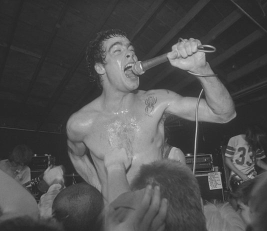 Henry Rollins with Black Flag (1983, Pic by UCLA Library Special Collections.)