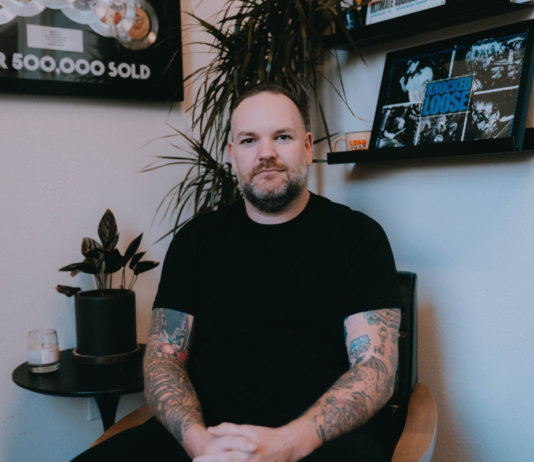 Jacob Round von Pure Noise Records (Photo by Kat Nijmeddin)