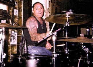 Joey Image (2014, Photo by Wikipedia Zzz1213)