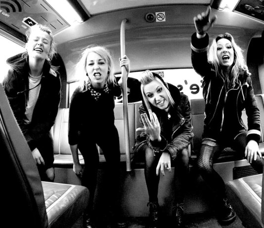 Maid Of Ace (Pressebild)