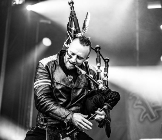 PIPES & PINTS mit neuem Video zu „A Million Times More“