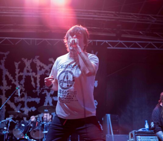 Napalm Death und Melvins kündigen gemeinsames Album „Savage Imperial Death March“ an