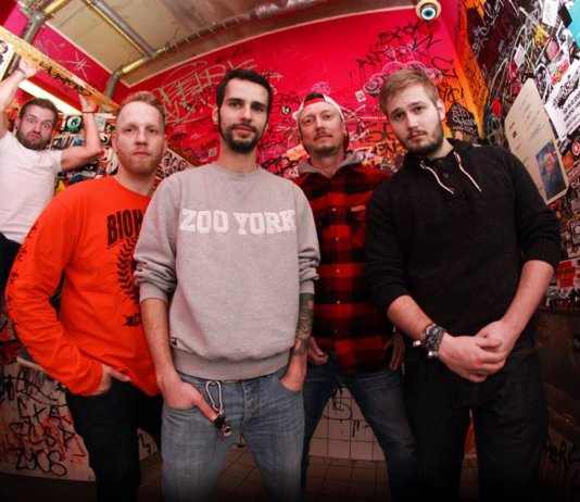 NEW HATE RISING mit Neuaufnahme zu „Bound By Life“