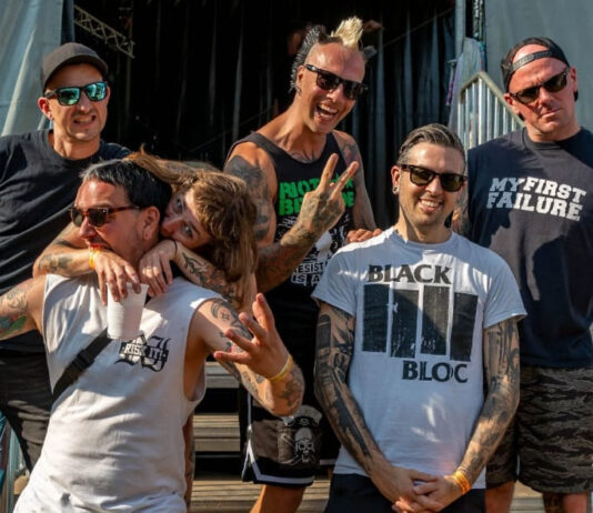 Punx & Skins United Against: Indoor-Festival in Wien Pestpocken