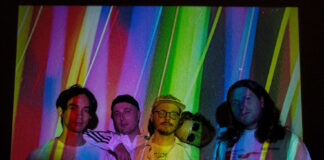 Praise (Photo by Farrah Skeiky)