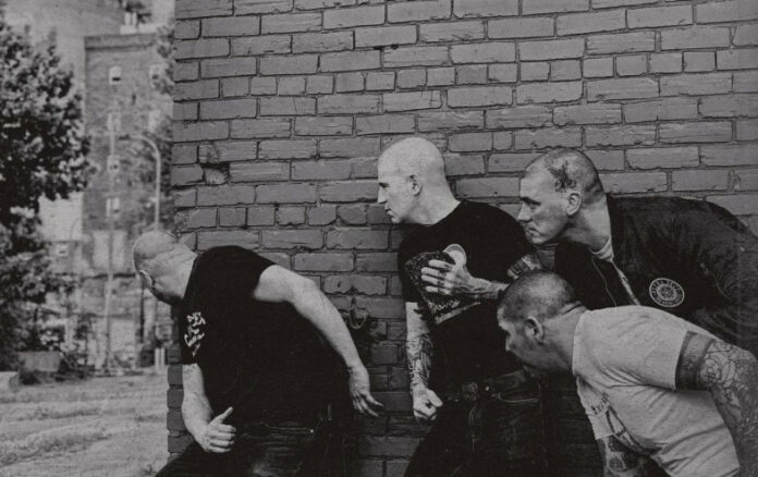 The Prowlers (Cropped Back-Coverartwork of Prowl Around)
