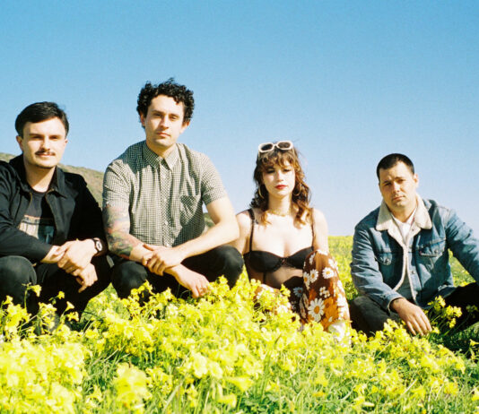 SCOWL kommen im Sommer auf ihre erste Europa-Tour Scowl (Photo by Christian Castillo)