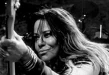 L7-Bassistin Jennifer Finch im Alter von 59 Jahren gestorben