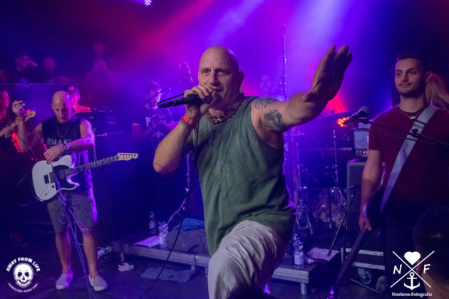 Shelter auf dem The Sound Of Revolution 2019 (Photo by Sven Nöhren)
