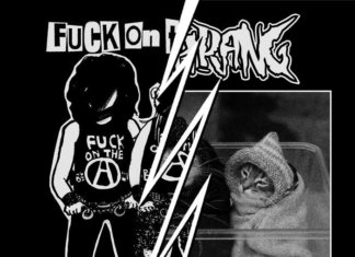 Split - Fuck On The Beach,Terlarang