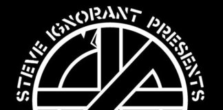 Steve Ignorant performing Crass-Songs